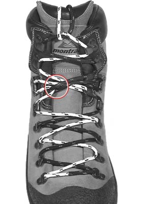 Heel Lock Lacing Technique | Oboz Footwear - YouTube
