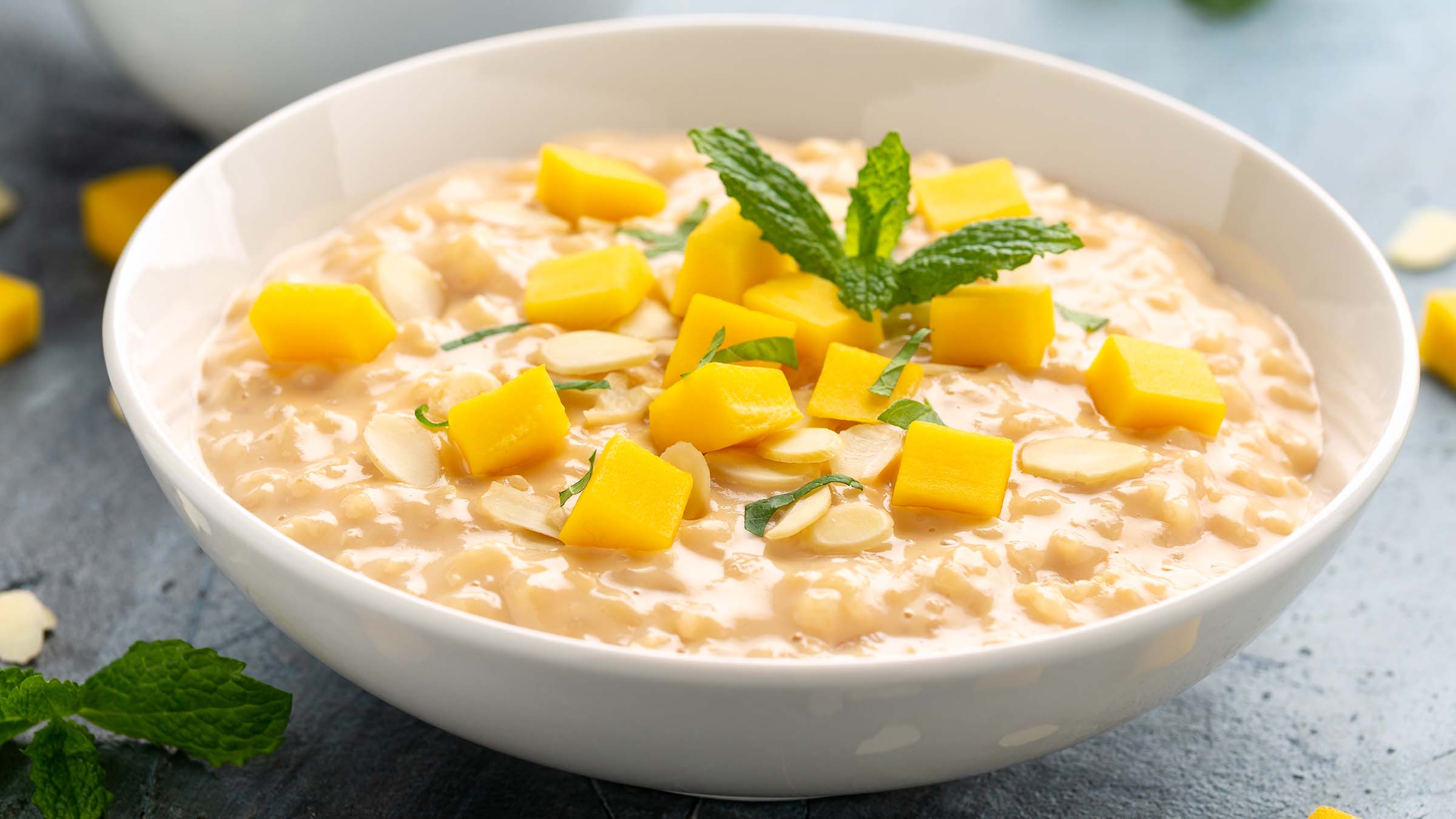 Mango rice pudding