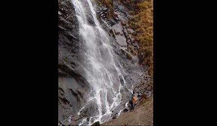 0109_perugal4_445x260