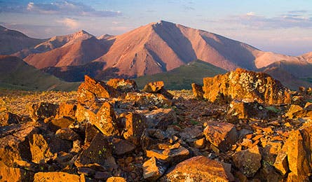 Name: colorado_trail_peaks_sanluis_445_todd_caudle.jpg