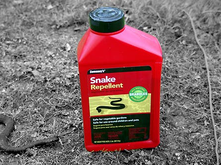 Slideshow Snake Repellent 5 24318 slideshow snake repellent 5
