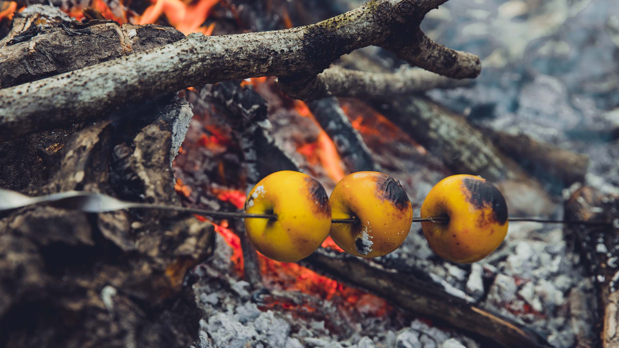 Convince Your Hiking Buddies You're a Genius With These 39 Brilliant Camp Recipes