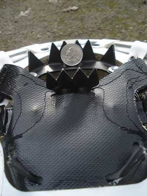 Slideshow Dionsnowshoes Deepcleats 300 27828 Slideshow_Dionsnowshoes_deepcleats_300