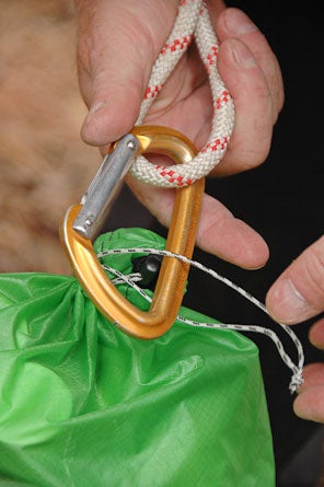 Learn the Best Way to Hang a Bear Bag - PCT Method - Hearty Hiker