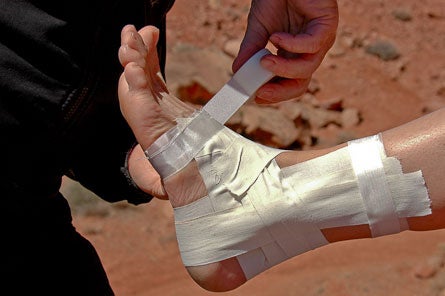 Ankle-Taping-5.jpg 29166 tape a sprained ankle