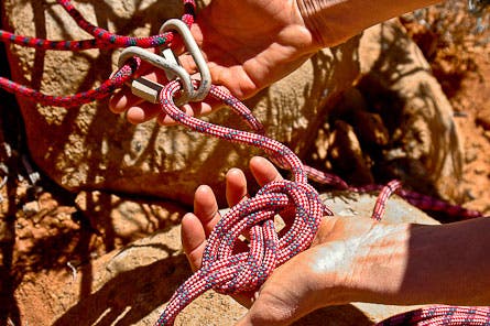 TWO-RING-RETRIEVABLE-RAPPEL-4.jpg 29099 rappel