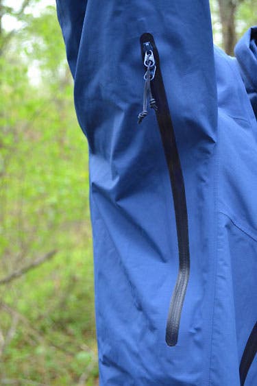 slideshow arcteryx theta deployed pit zips 445