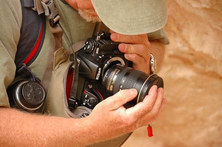 KEEPING-CAMERAS-CLEAN-3 30212 KEEPING-CAMERAS-CLEAN-3