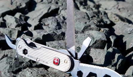 Ueli wenger knife 3 445x260