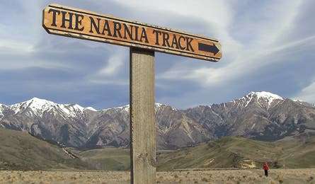 BP0312NZ Dorn Narnia 180 Bjk 445x260 32374 Narnia Track, South Island (Jonathan Dorn)