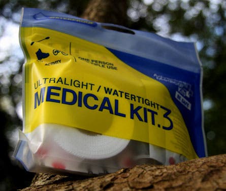 slideshow_10under10_medkit445