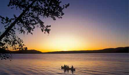BP0812TRIPW Vaughn PaulinaLake 445x260 37957 BP0812TRIPW_Vaughn_PaulinaLake_445x260