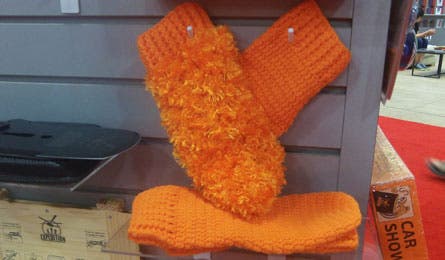 Couples-Mittens 445x260 38141 The Couples Mittens are for holding hand with that special someone...