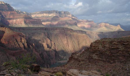 GrandCanyon 445x260 76320 Look for clues in the landscape. (B. Pilgrim)