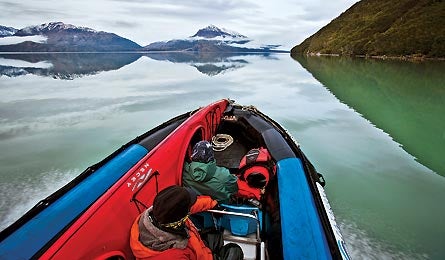 JAN13CHILE JBadura Boat 5989 445x260 76759 JAN13CHILE_JBadura_boat_5989_445x260