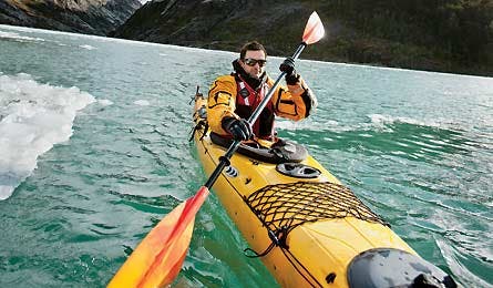 JAN13CHILE_JBadura_kayak_JB32495_445x260