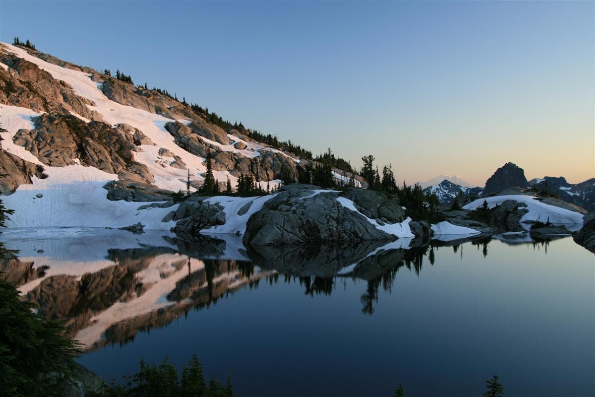 Alpine Glow on Robin Lakes None