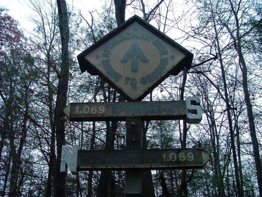 AT midpoint sign None