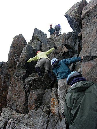 Climbing up to Mount Wilson's summit None