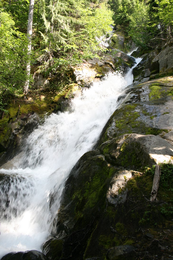 Garda Falls None