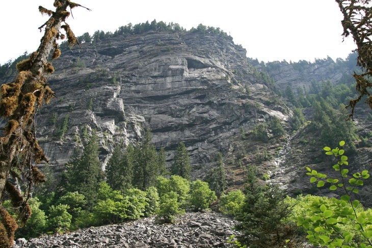 Granite Cliffs None