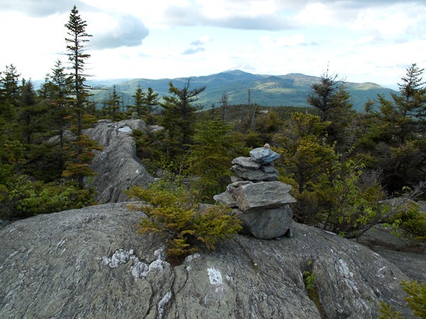 Hump Cairns None