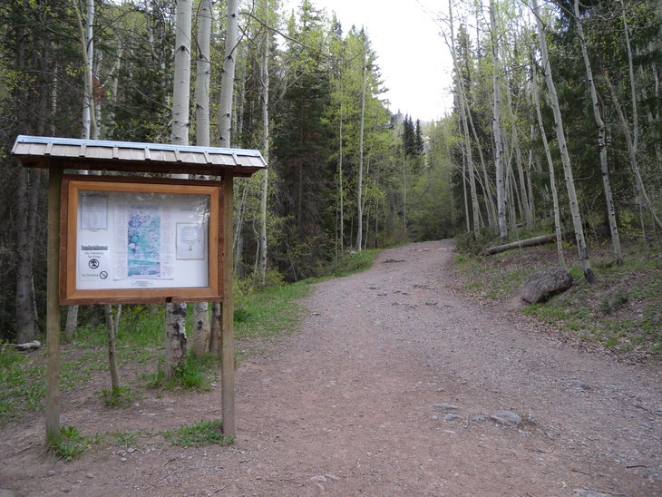 Kiosk None