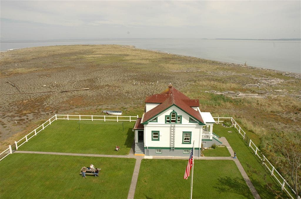 Lighthouse Views None