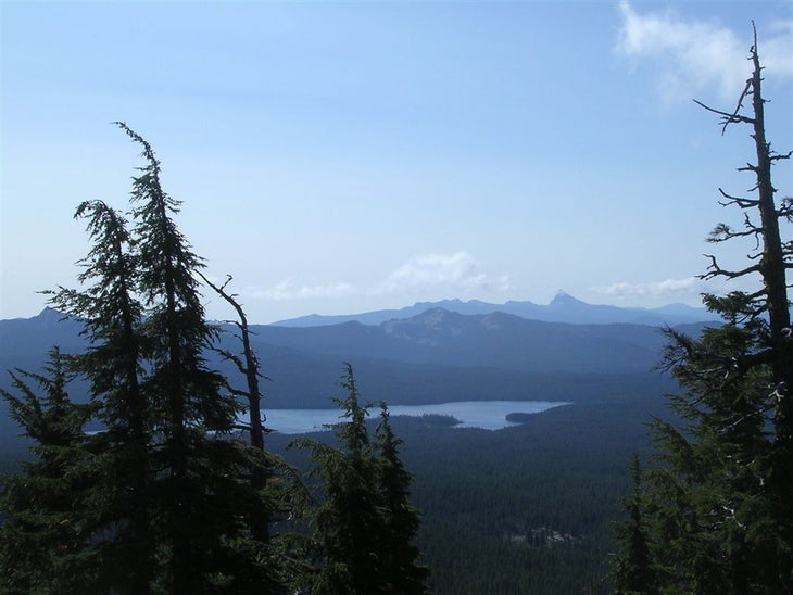 Mount Thielsen and Summit Lake None
