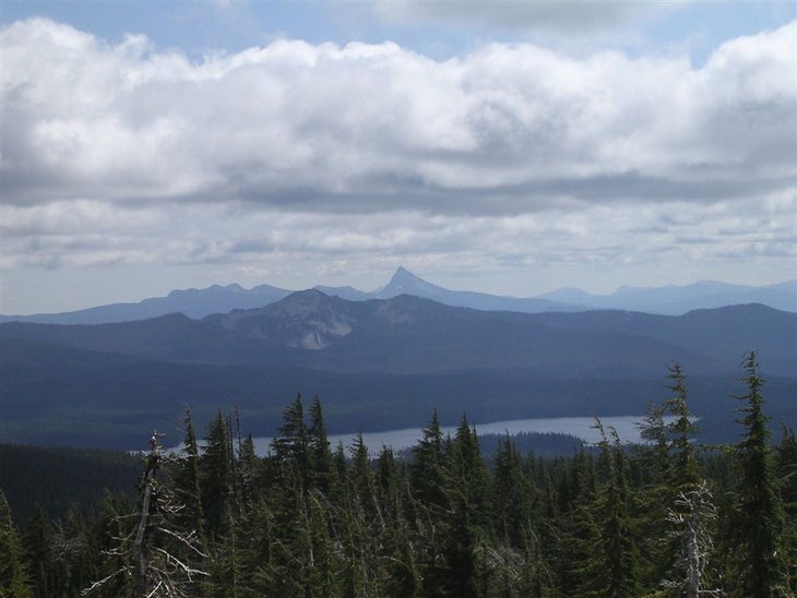 Mount Thielsen and Summit Lake None