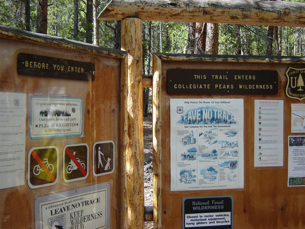 North Cottonwood Trailhead None