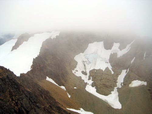 Obscured view of South Twin None