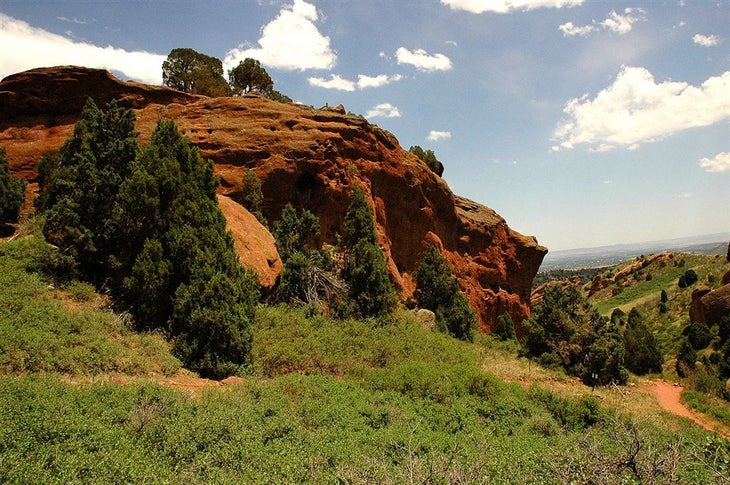 Redrock Monolith None