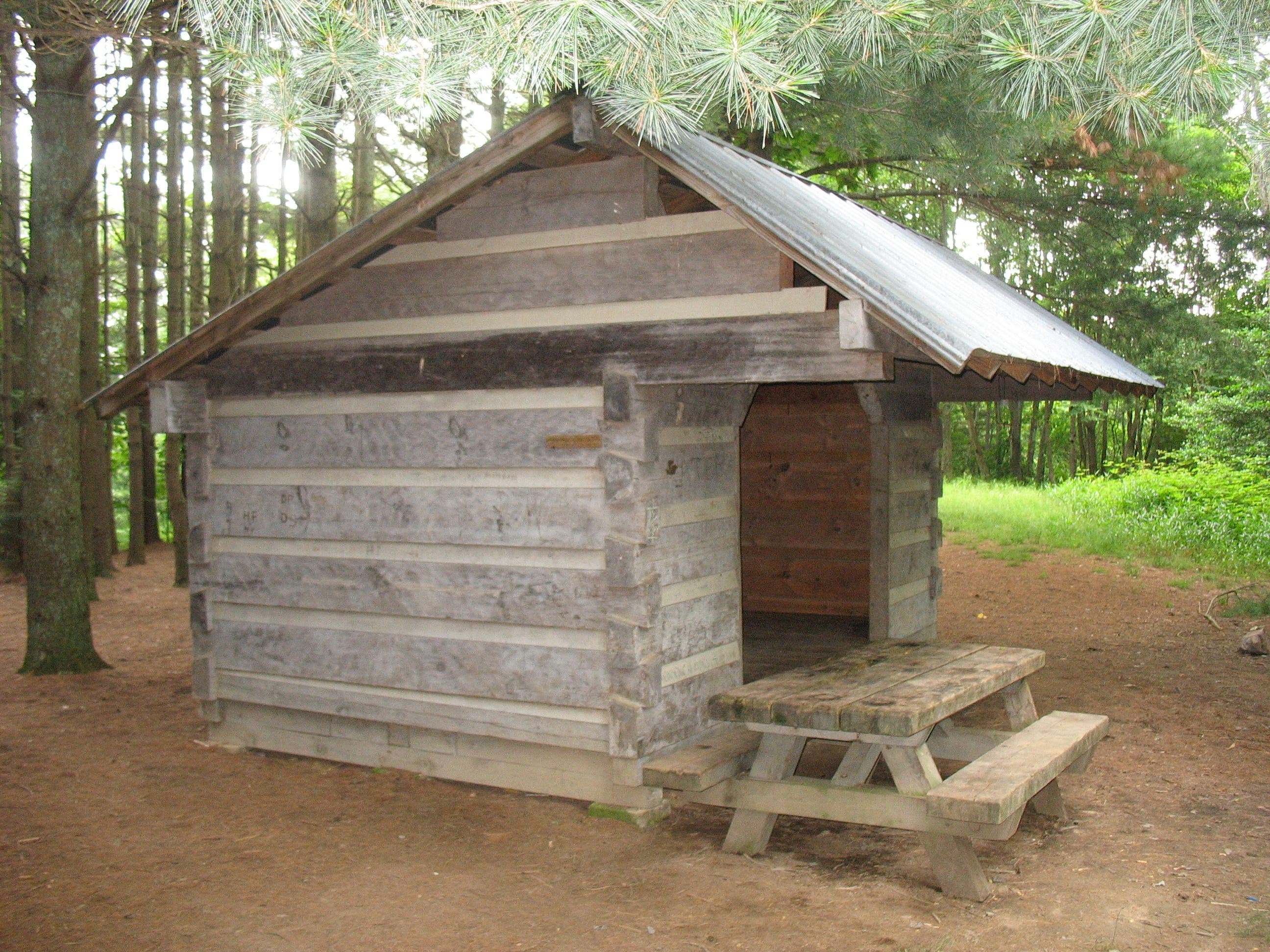 Saunders Shelter None