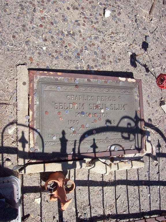 Seldom Seen Slims Grave None