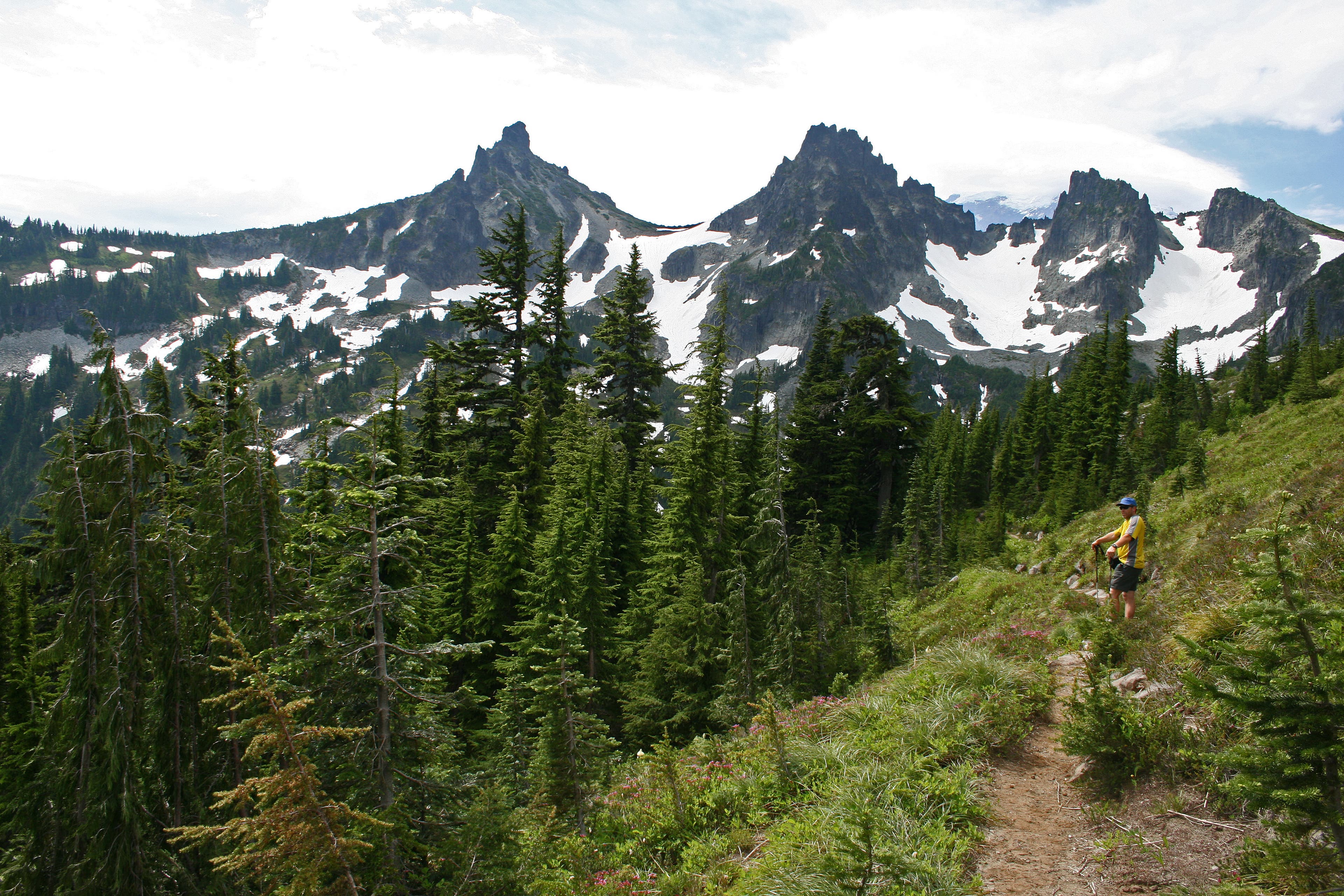 Sluiskin Mountain None