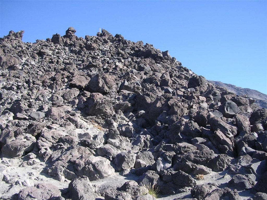 Small rock/boulder garden None