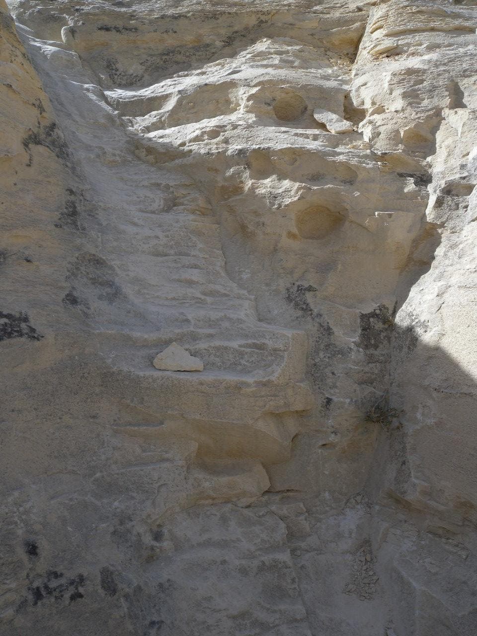 A natural rock staircase is one route to the ridgeline along the Castle Rock loop. A natural rock staircase guides hikers up to the ridge.