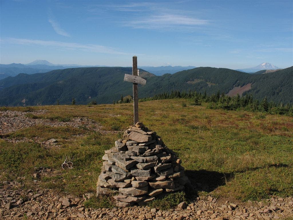 Trail Junction Vista None