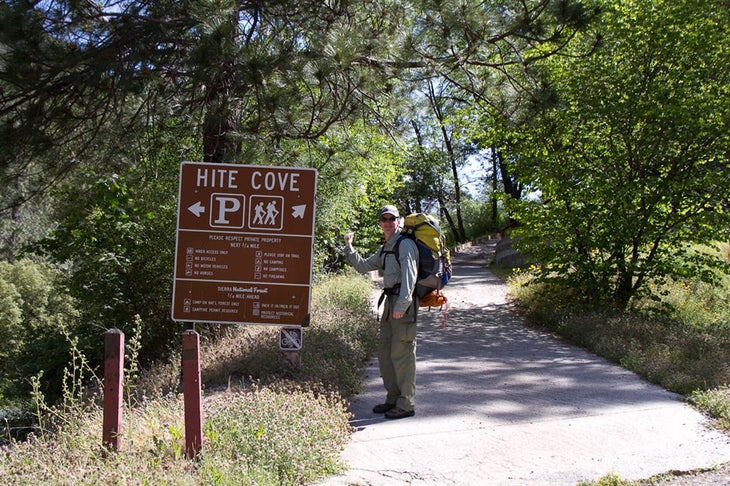 Trailhead Rachel Lake