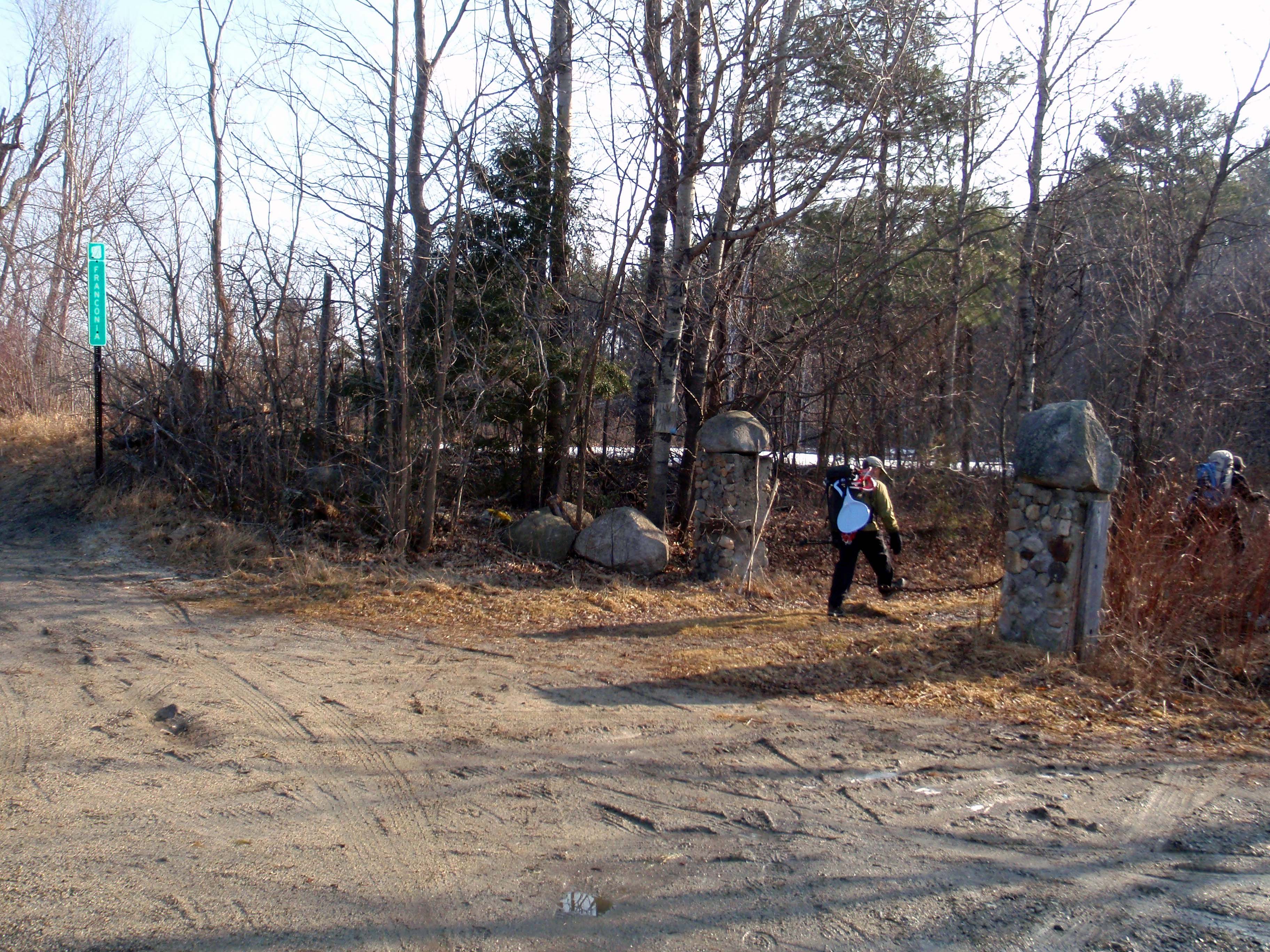 Unsigned Trailhead None