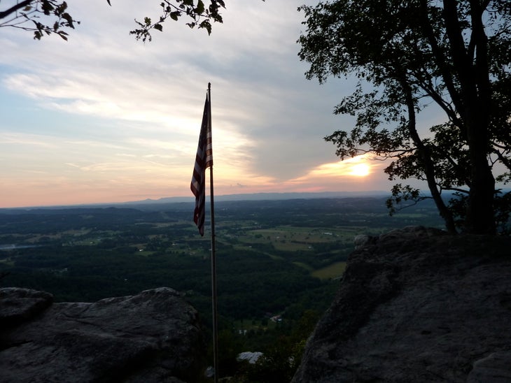 USA Cliffs None