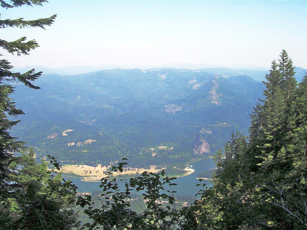 View north of the Columbia River Gorge None