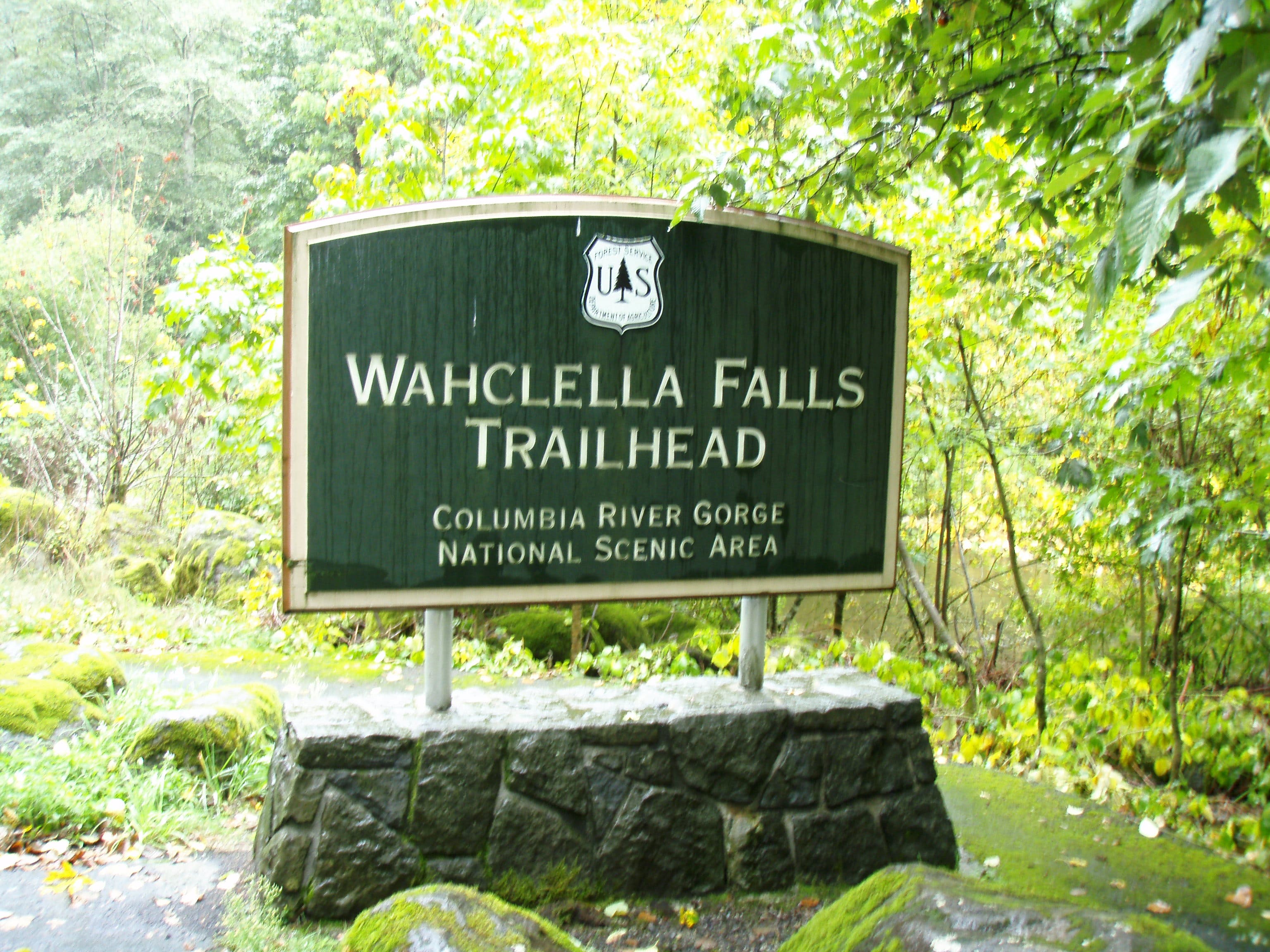 Wahclella Parking None