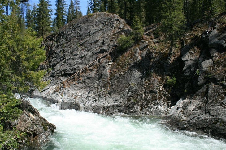 Waptus River None