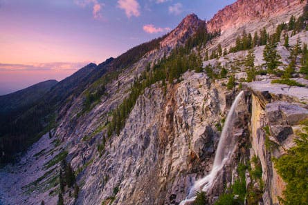 contest_BrianRueb_Grizzly-Falls_445