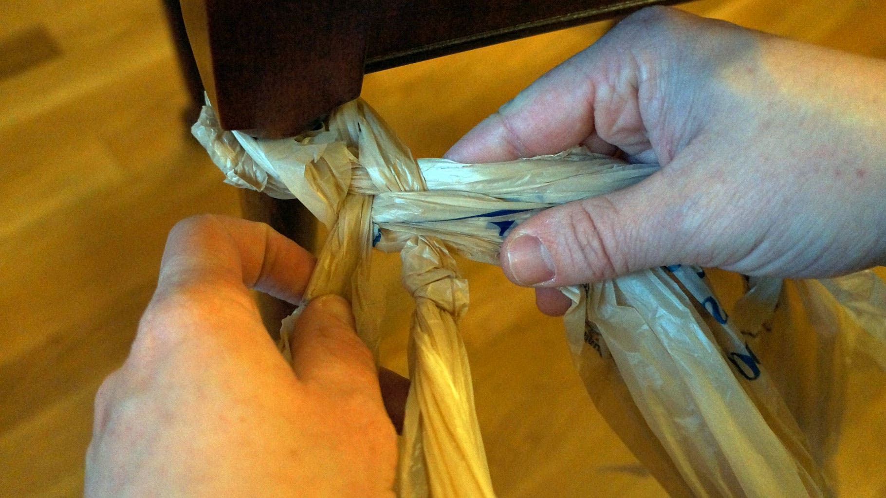 Folks with daughters will find the braiding easy; for others, it’s a bit tricky. The pattern goes like this: