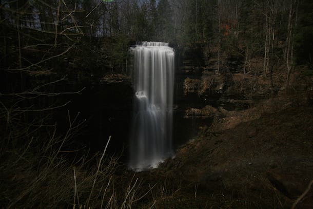 Virgin Falls, Tennessee There’s no grueling ascent to keep you away from this gusher. Cruise mostly downhill for 4.5 miles before reaching the 110-foot-high payoff. Spring…