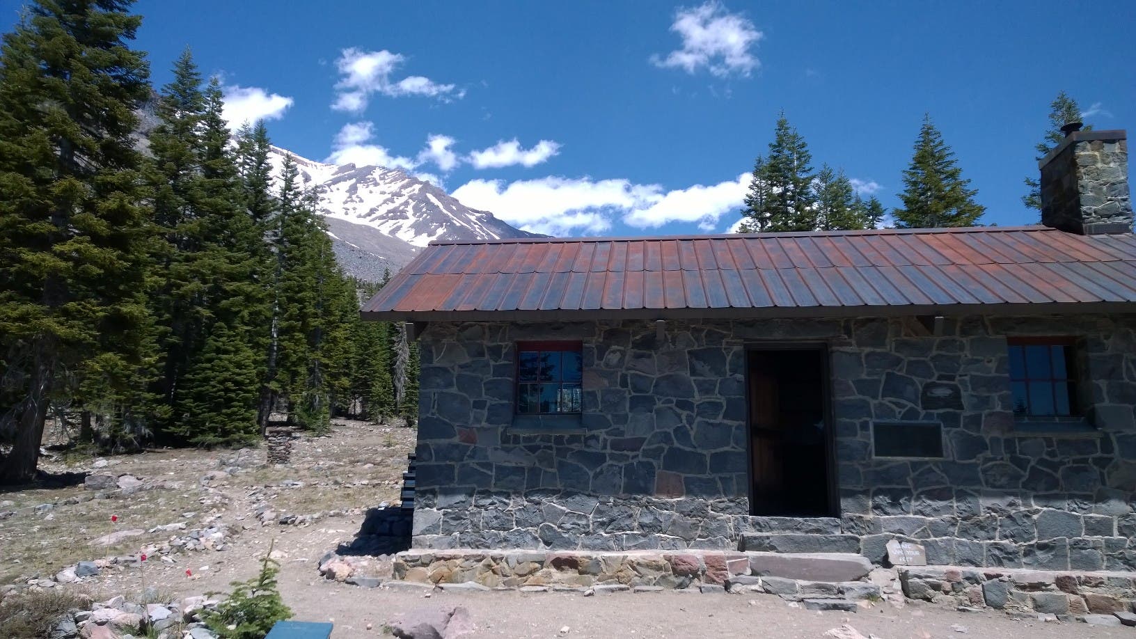Climbing Mount Shasta Dinner in Hidden Valley, then early to bed. Weather is perfect, sunny and calm. Will start for the summit around 3 am.