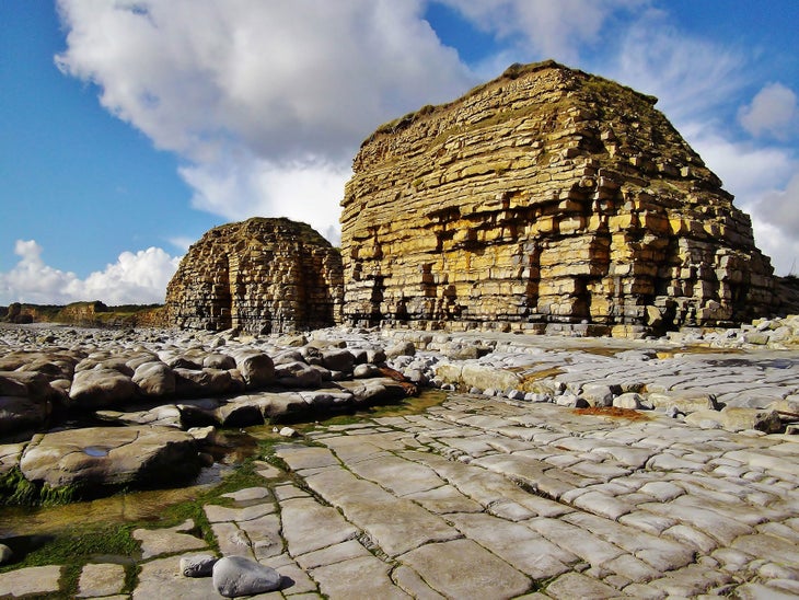 Rhoose Point Rhoose Point in the Vale of Glamorgan is the most southerly point in mainland Wales.